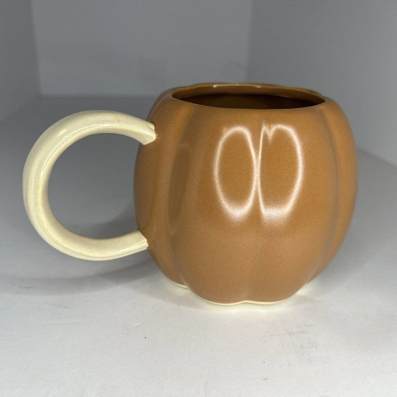 West Elm Pumpkin Shaped Stoneware Mug Terracotta W/Cream Handle - Picture 2 of 3